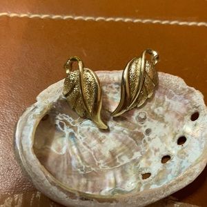 Vintage Coro gold tone earrings
